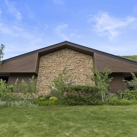 Gorgeous 1Br Steps From Lifts With Private Hot Tub Villa Park City Buitenkant foto