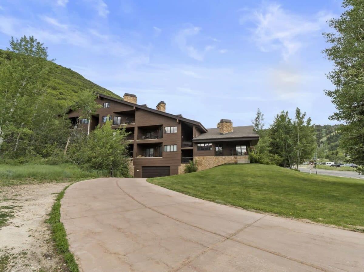 Gorgeous 1Br Steps From Lifts With Private Hot Tub Villa Park City Buitenkant foto